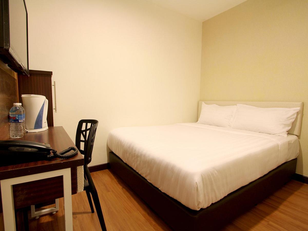 Okid Hotel Johor Bahru Room photo